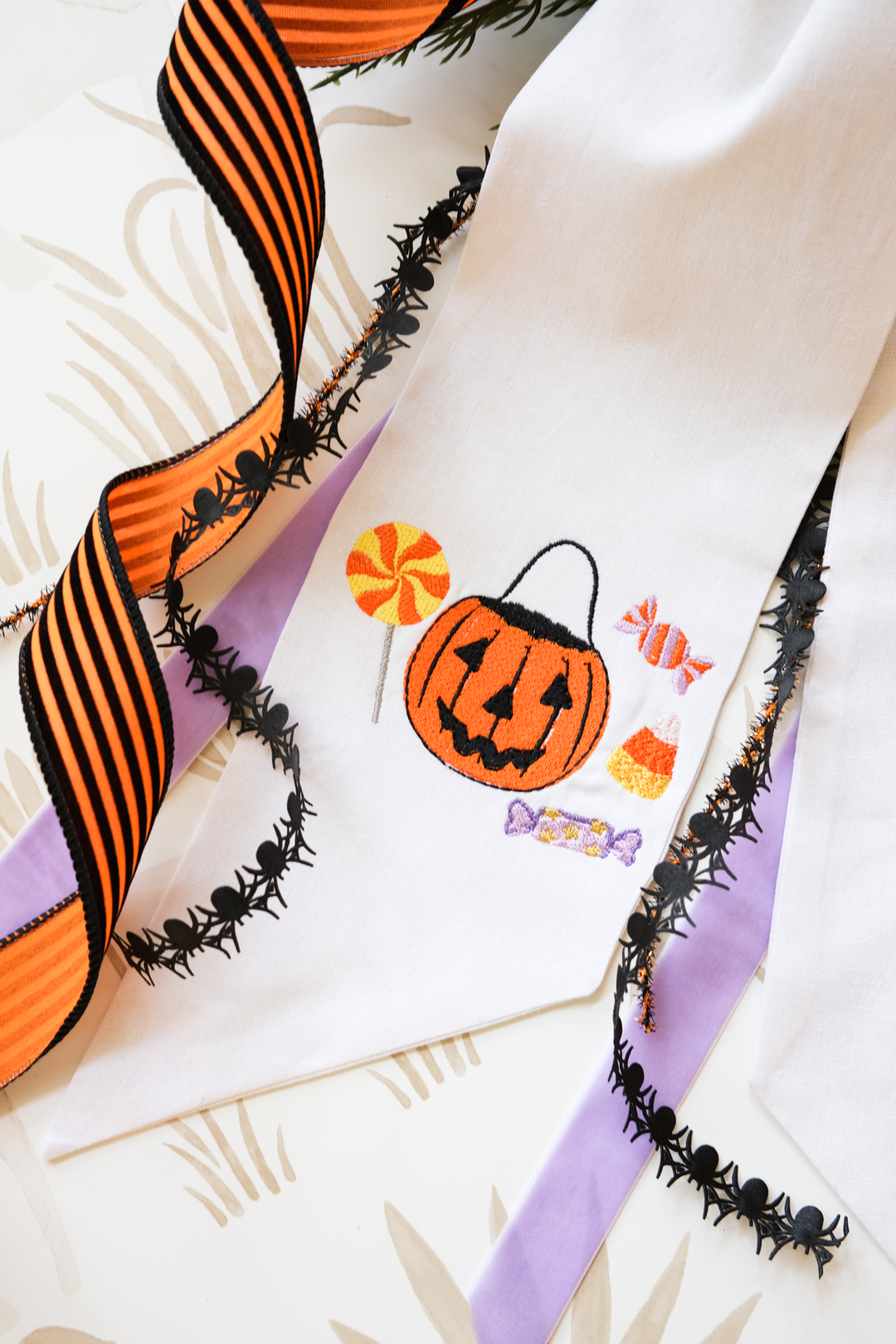 Heirloom Holiday Wreath Sash