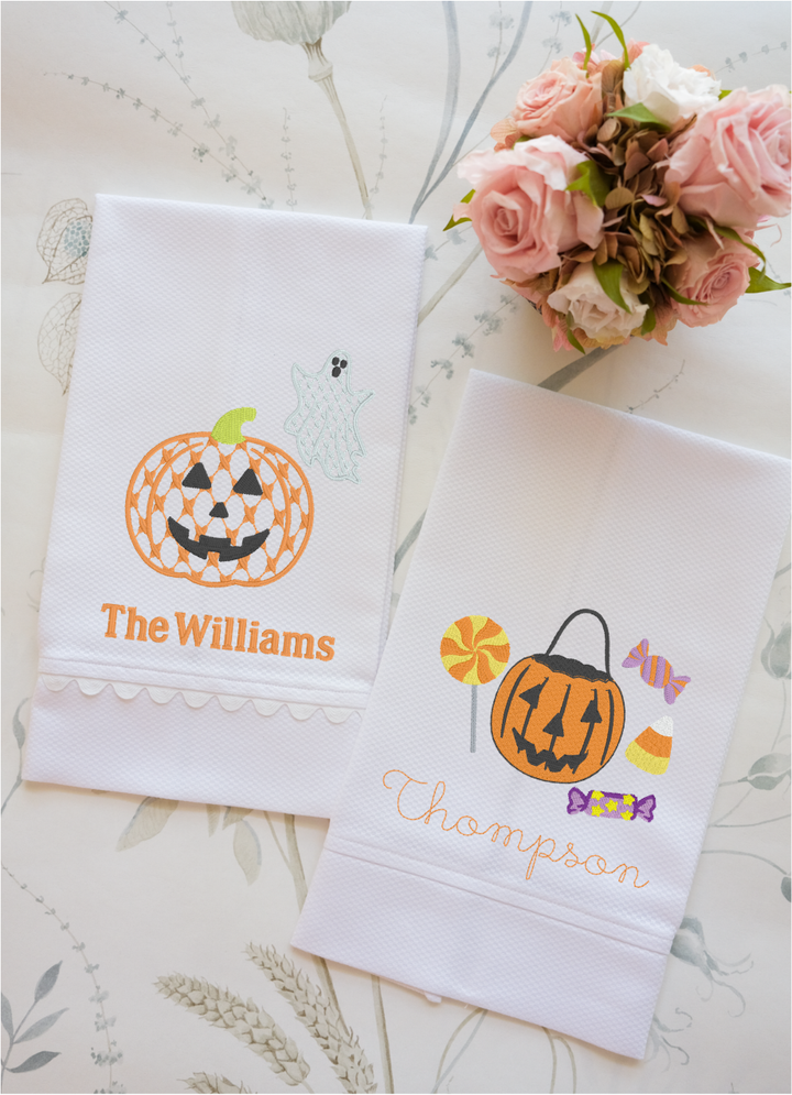 Personalized Holiday Piqué Guest Towel